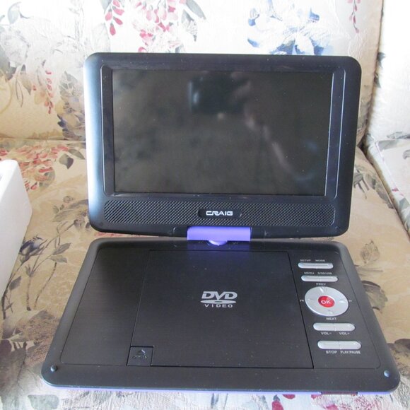 Craig Purple 9" Swivel Screen Portable DVD/CD Player w/Accessories CTFT712 NIB - Picture 3 of 15